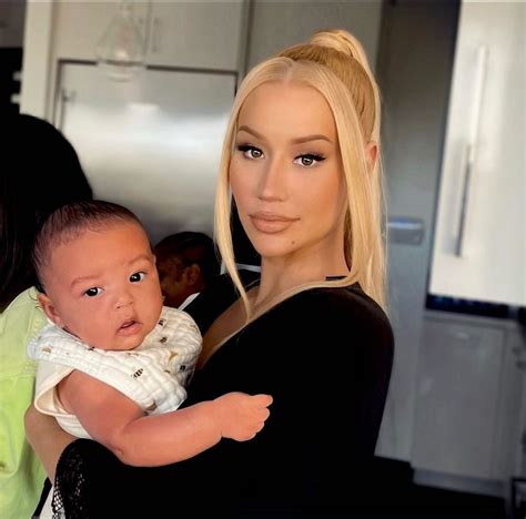 carti onyx|Rapper Iggy Azalea shares rare photo of her adorable。